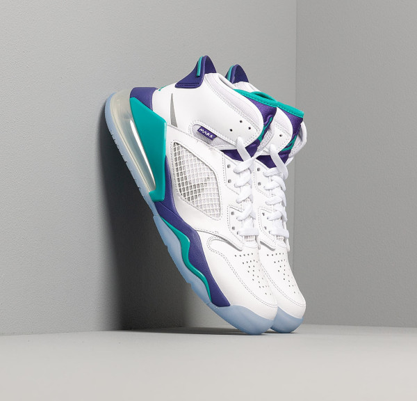 کفش بسکتبال مردانه نایکی مدل jordan mars